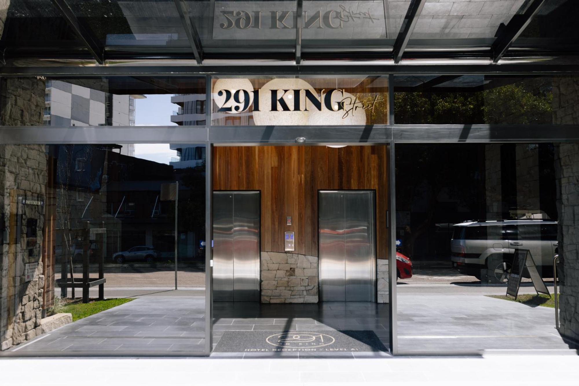 뉴캐슬 291 On King 아파트 외부 사진