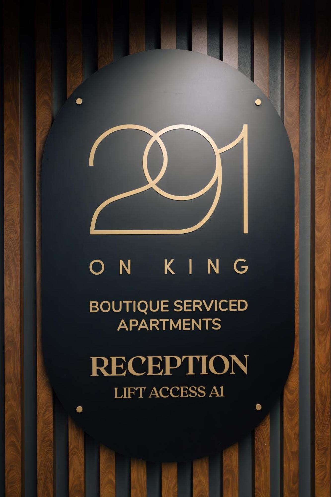 뉴캐슬 291 On King 아파트 외부 사진